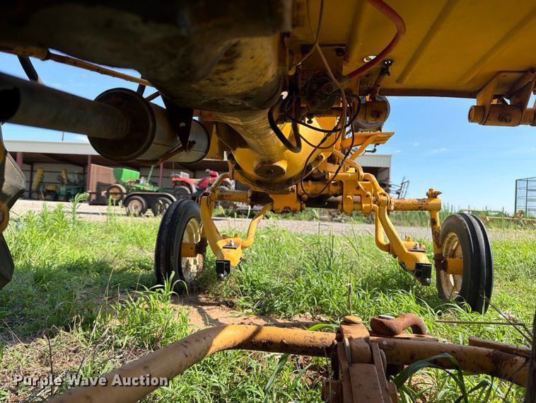 image for item EX3991 International Cub tractor