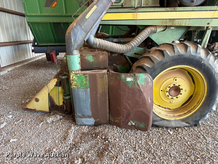 image for item EX3992 John Deere 9910 cotton picker