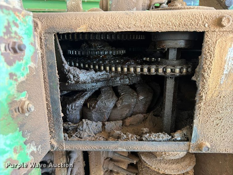image for item EX3992 John Deere 9910 cotton picker