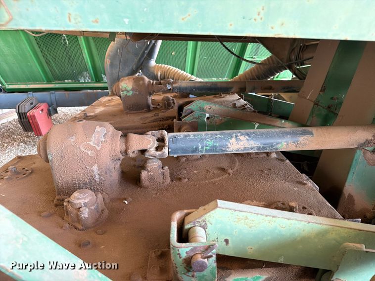 image for item EX3992 John Deere 9910 cotton picker