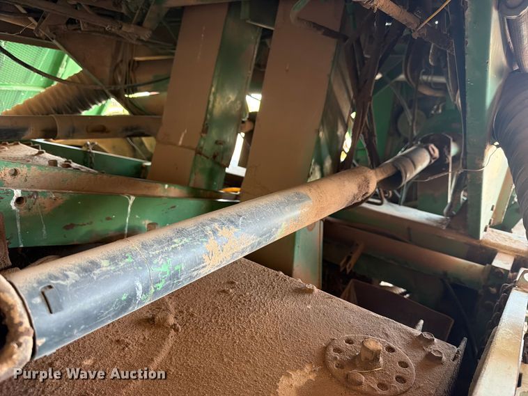 image for item EX3992 John Deere 9910 cotton picker