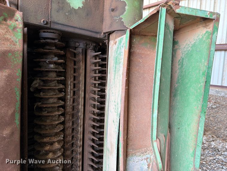 image for item EX3992 John Deere 9910 cotton picker
