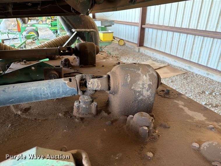 image for item EX3992 John Deere 9910 cotton picker