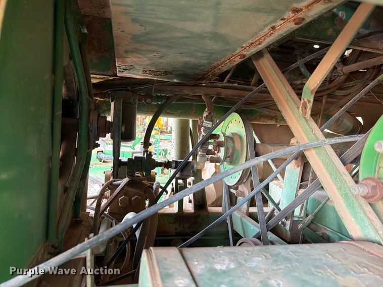 image for item EX3992 John Deere 9910 cotton picker