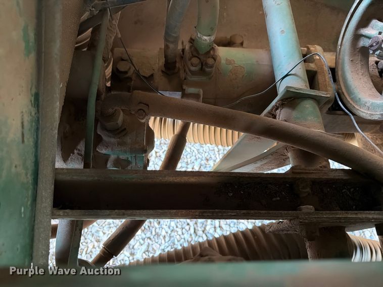 image for item EX3992 John Deere 9910 cotton picker