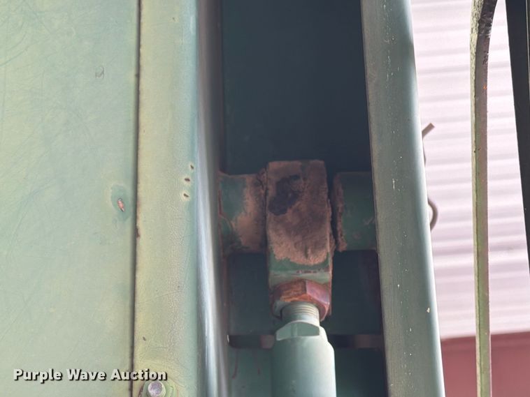image for item EX3992 John Deere 9910 cotton picker