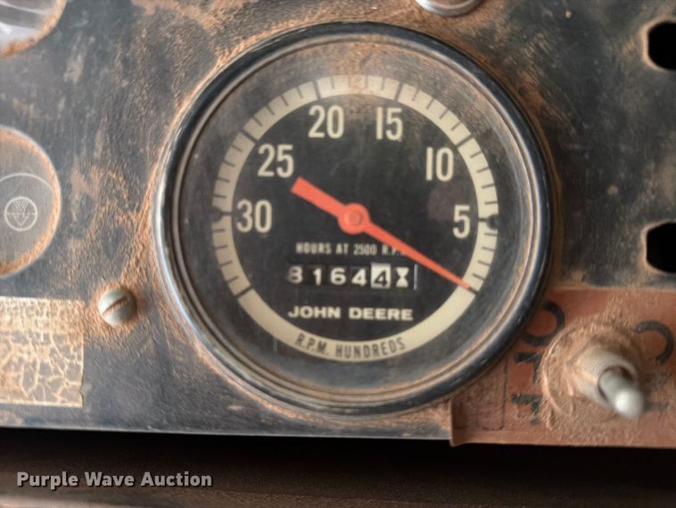 image for item EX3992 John Deere 9910 cotton picker