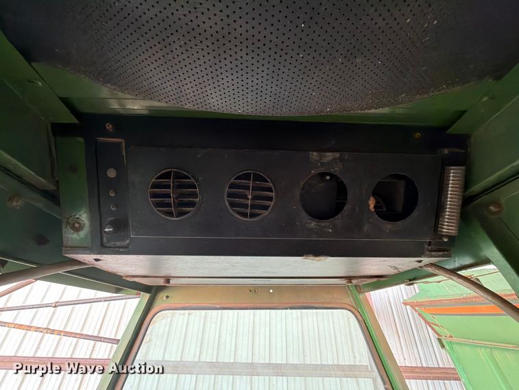 image for item EX3992 John Deere 9910 cotton picker