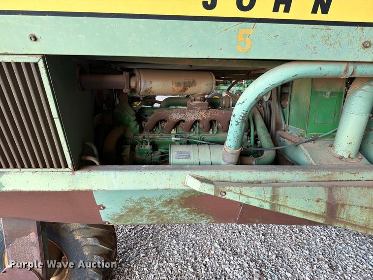 image for item EX3992 John Deere 9910 cotton picker