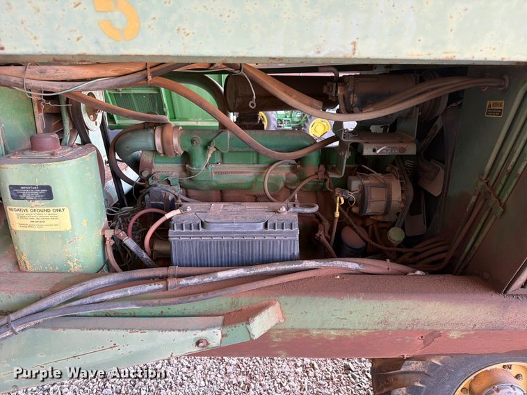 image for item EX3992 John Deere 9910 cotton picker