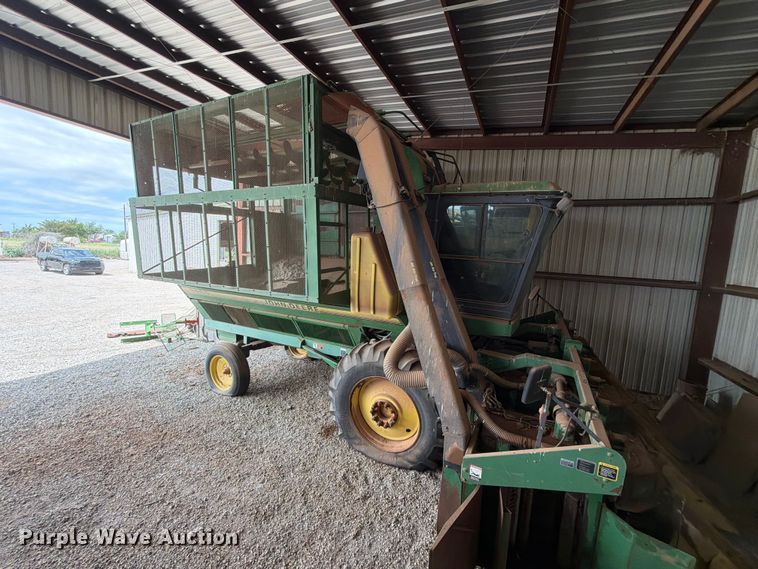 image for item EX3993 John Deere 9965 cotton picker
