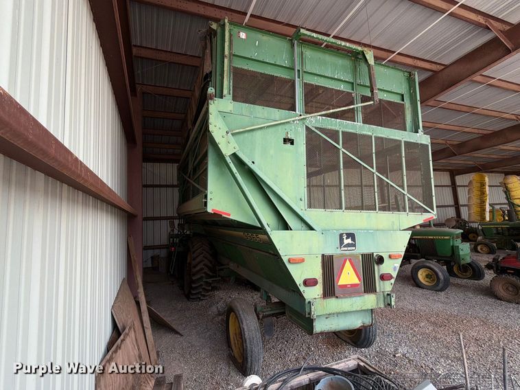 image for item EX3993 John Deere 9965 cotton picker