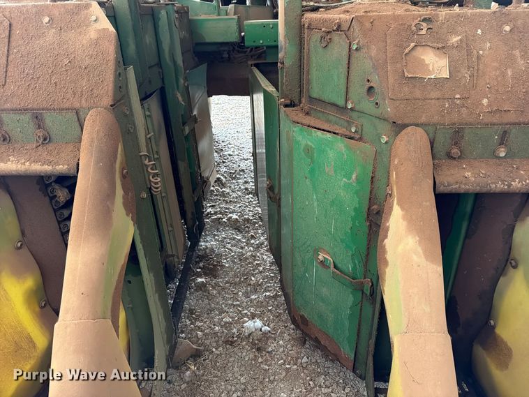 image for item EX3993 John Deere 9965 cotton picker