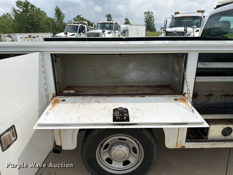 image for item EX4516 2012 Ford F350 Super Duty utility bed pickup truck