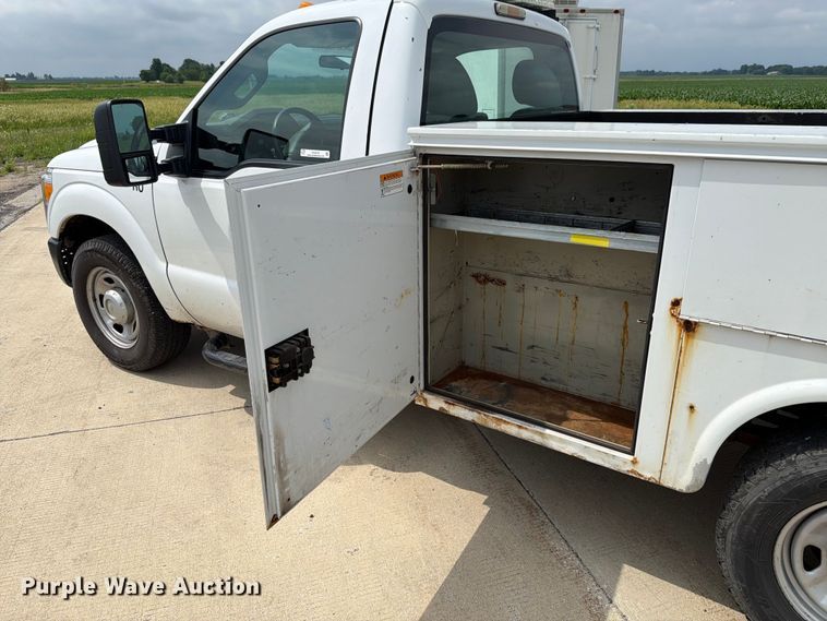 image for item EX4516 2012 Ford F350 Super Duty utility bed pickup truck