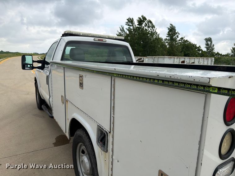 image for item EX4516 2012 Ford F350 Super Duty utility bed pickup truck
