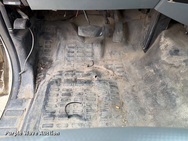 image for item EX4516 2012 Ford F350 Super Duty utility bed pickup truck