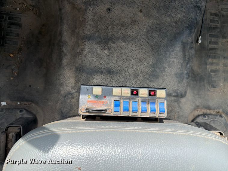 image for item EX4516 2012 Ford F350 Super Duty utility bed pickup truck