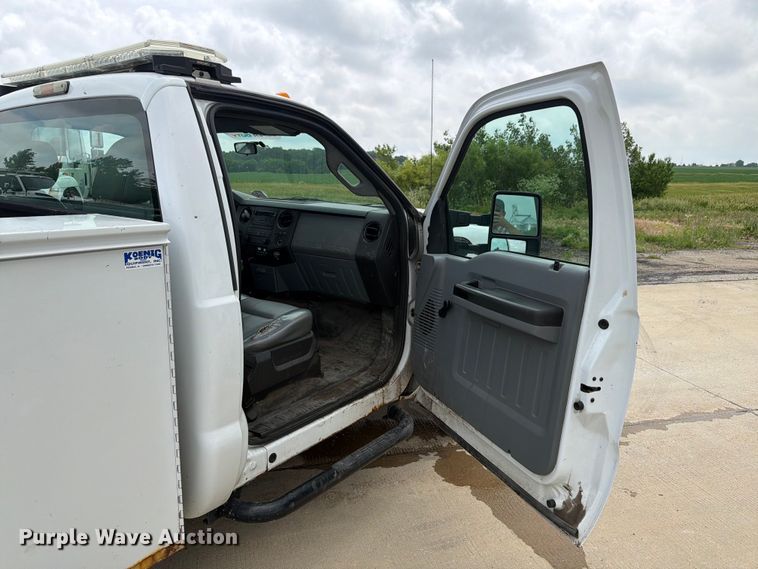 image for item EX4516 2012 Ford F350 Super Duty utility bed pickup truck