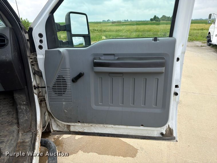 image for item EX4516 2012 Ford F350 Super Duty utility bed pickup truck