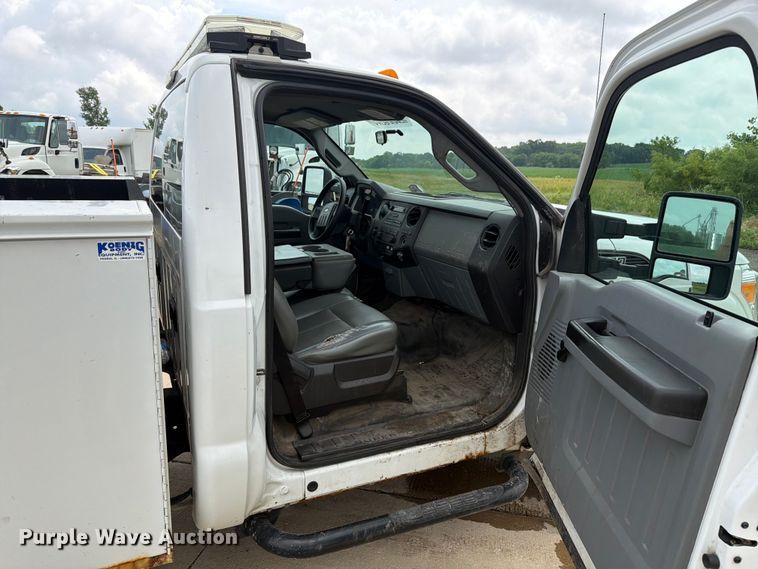 image for item EX4516 2012 Ford F350 Super Duty utility bed pickup truck