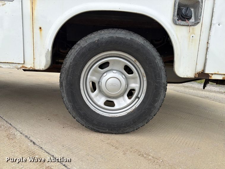 image for item EX4516 2012 Ford F350 Super Duty utility bed pickup truck