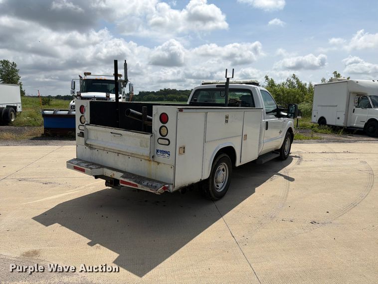 image for item EX4519 2013 Ford F350 Super Duty utility bed pickup truck