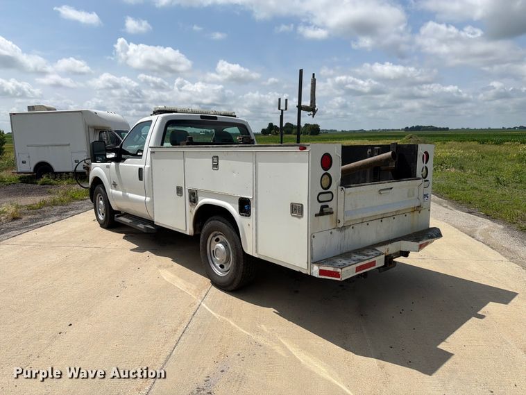 image for item EX4519 2013 Ford F350 Super Duty utility bed pickup truck