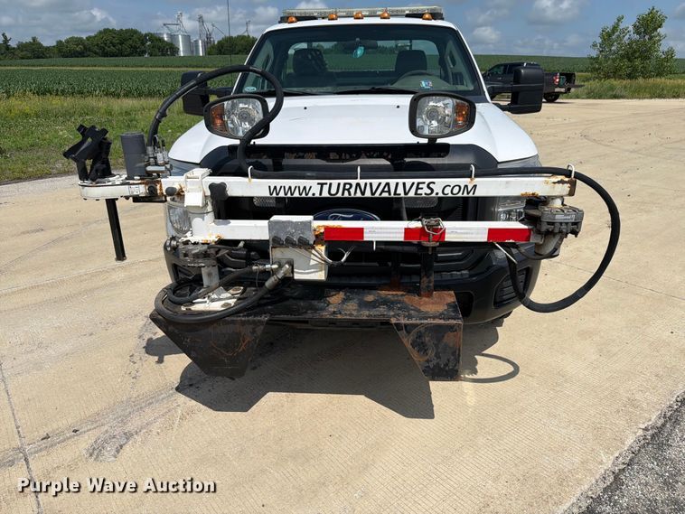 image for item EX4519 2013 Ford F350 Super Duty utility bed pickup truck