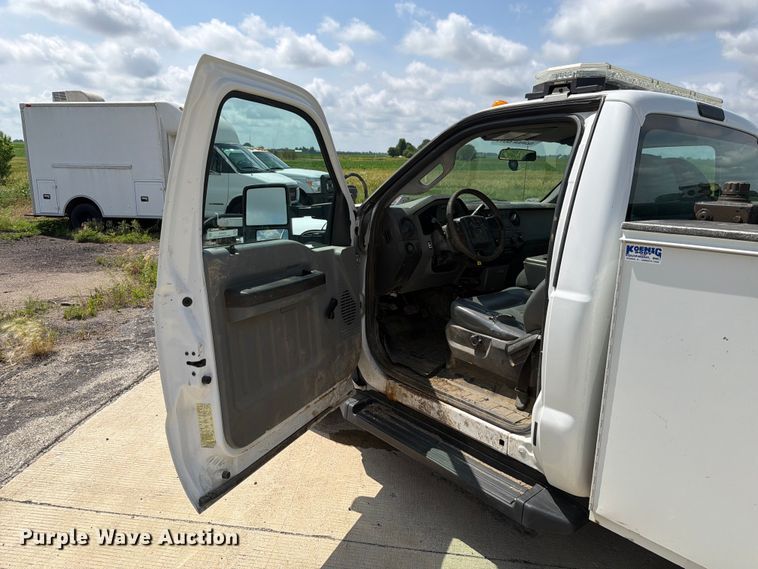image for item EX4519 2013 Ford F350 Super Duty utility bed pickup truck
