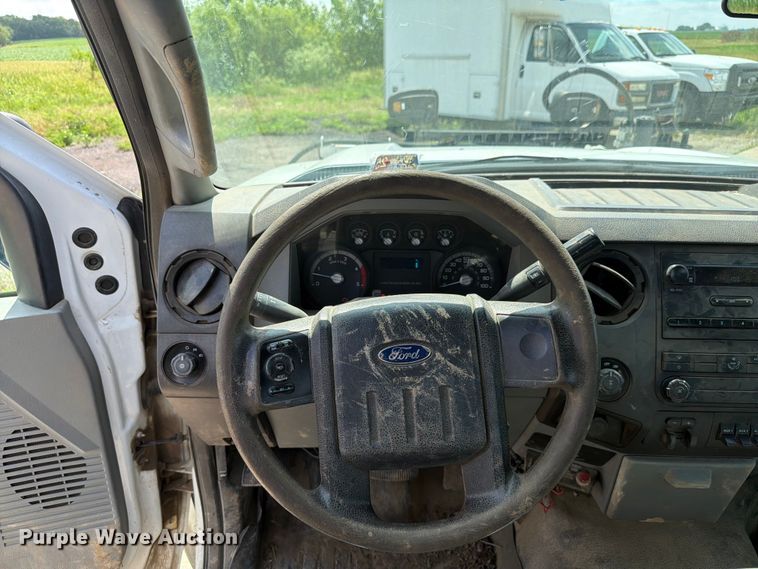 image for item EX4519 2013 Ford F350 Super Duty utility bed pickup truck