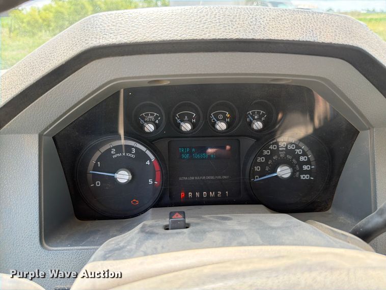 image for item EX4519 2013 Ford F350 Super Duty utility bed pickup truck