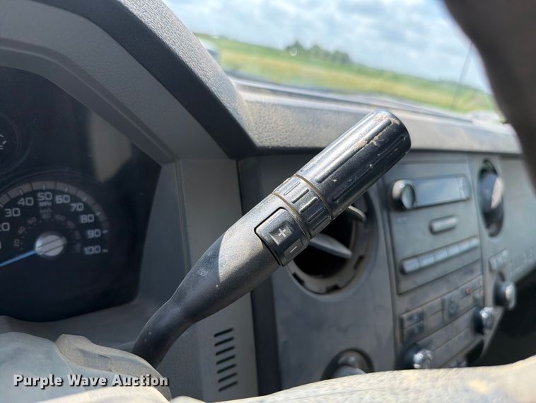 image for item EX4519 2013 Ford F350 Super Duty utility bed pickup truck