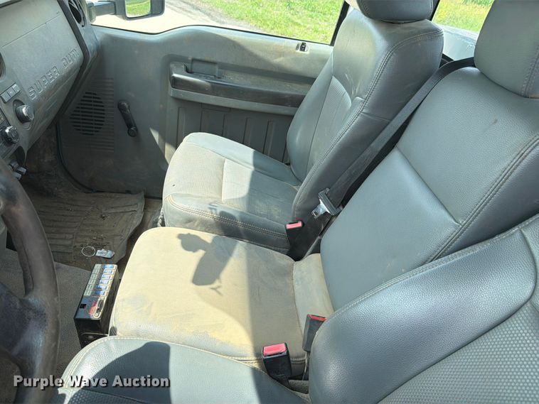 image for item EX4519 2013 Ford F350 Super Duty utility bed pickup truck
