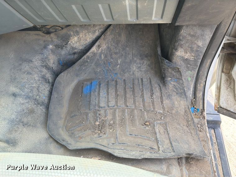 image for item EX4519 2013 Ford F350 Super Duty utility bed pickup truck