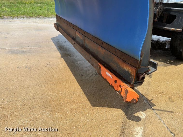 image for item EX4522 2006 International WorkStar 7400 truck cab and chassis