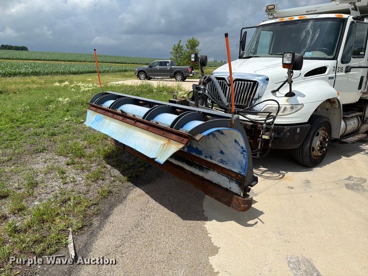 image for item EX4524 2014 International 4300 dump truck