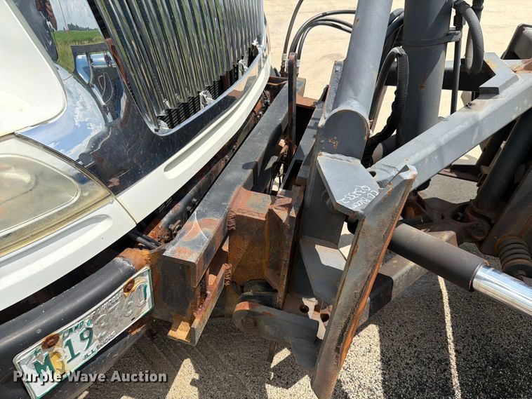 image for item EX4524 2014 International 4300 dump truck