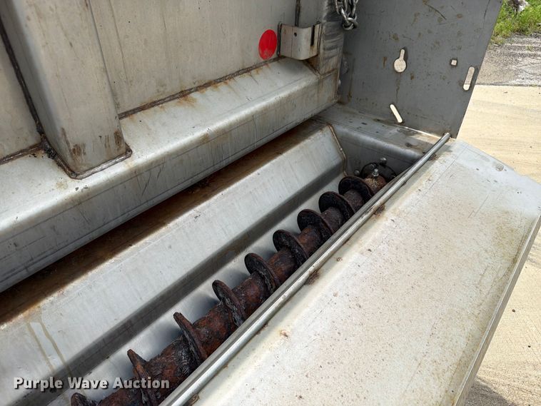 image for item EX4524 2014 International 4300 dump truck