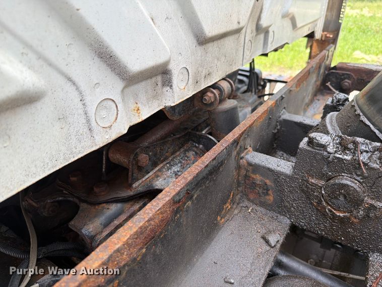 image for item EX4524 2014 International 4300 dump truck