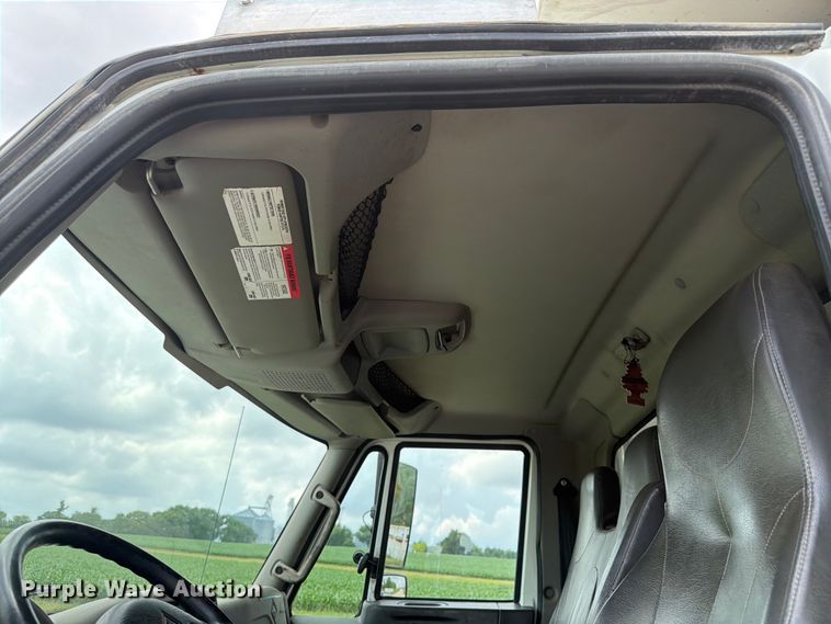 image for item EX4524 2014 International 4300 dump truck
