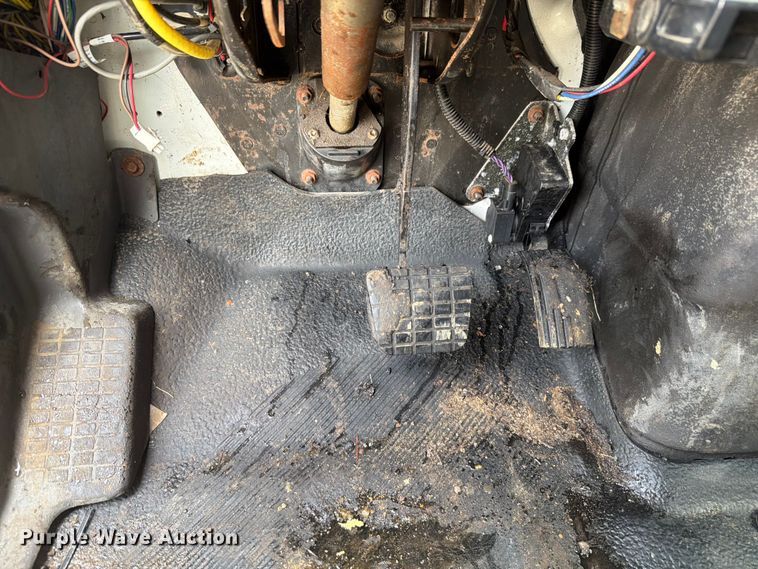 image for item EX4524 2014 International 4300 dump truck