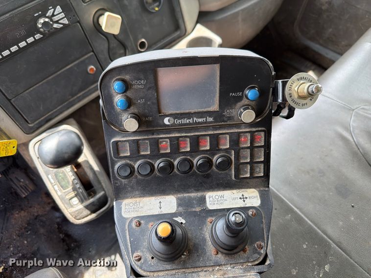 image for item EX4524 2014 International 4300 dump truck
