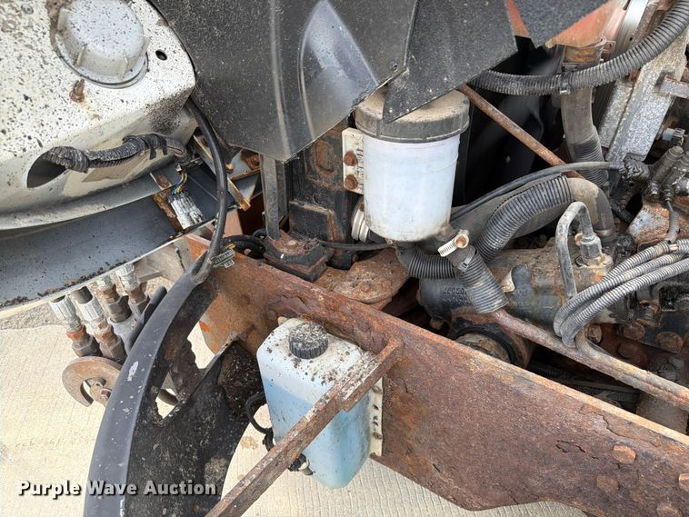 image for item EX4524 2014 International 4300 dump truck