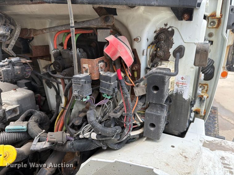 image for item EX4524 2014 International 4300 dump truck