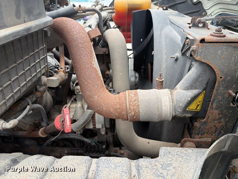 image for item EX4524 2014 International 4300 dump truck