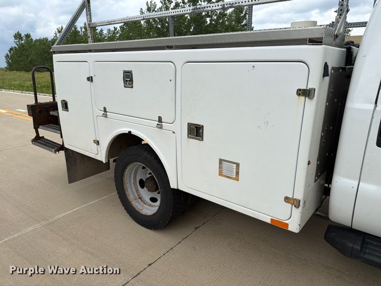 image for item EX4525 2012 Ford F450 Super Duty utility / service truck
