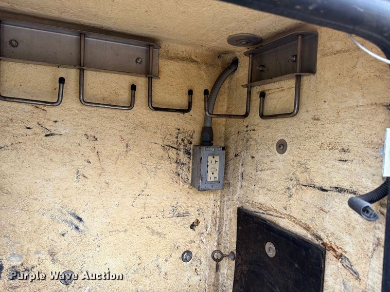 image for item EX4525 2012 Ford F450 Super Duty utility / service truck
