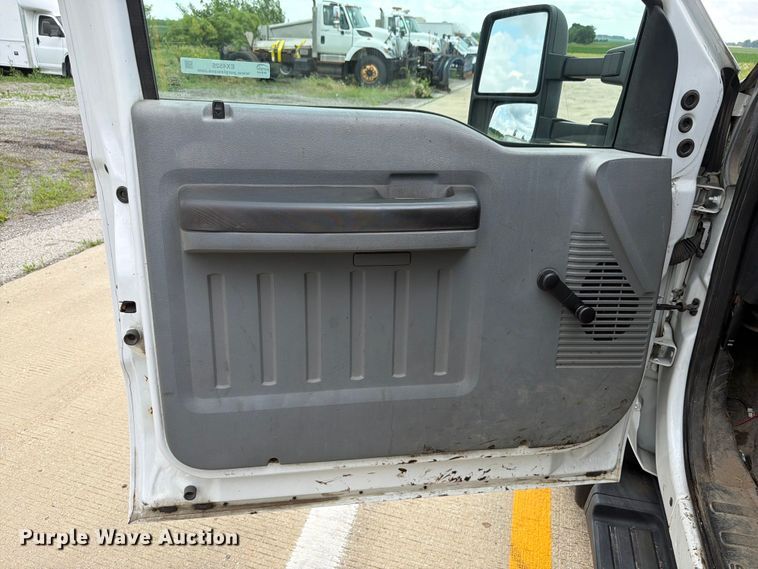 image for item EX4525 2012 Ford F450 Super Duty utility / service truck