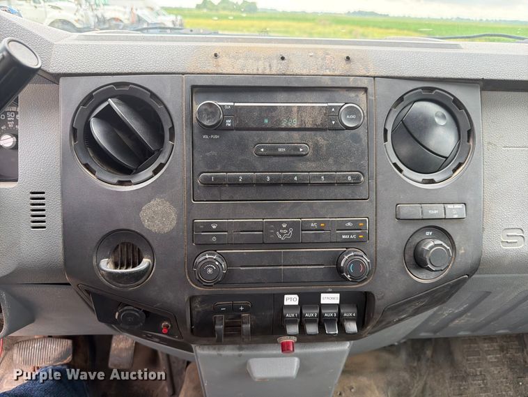 image for item EX4525 2012 Ford F450 Super Duty utility / service truck